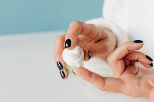 What Makes Lightweight Skincare Products Comfortable for Daily Use